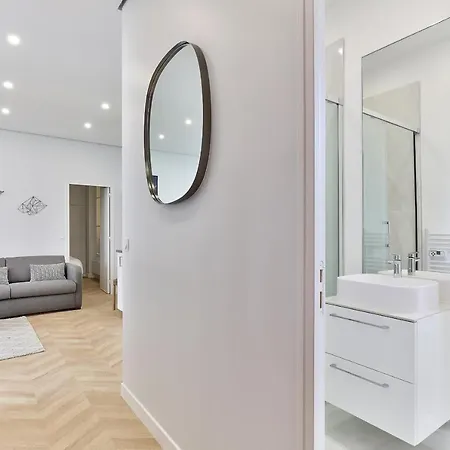 126 - Urban Amazing 3br Montorgueil