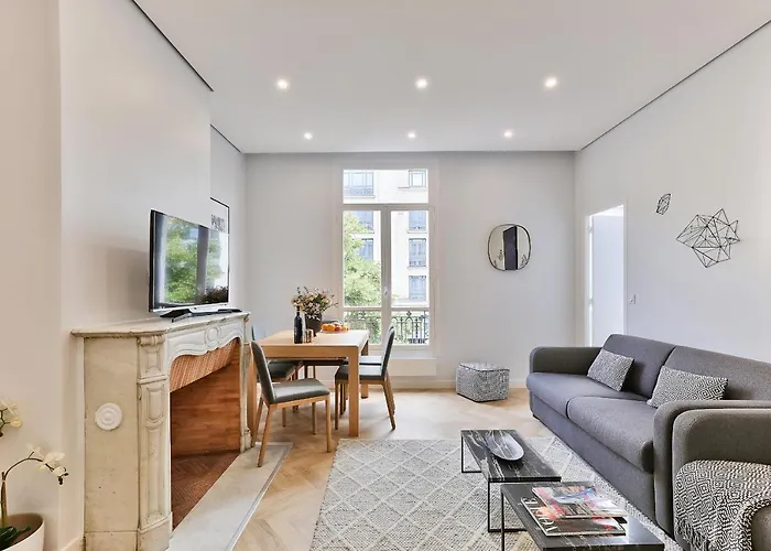 126 - Urban Amazing 3br Montorgueil *